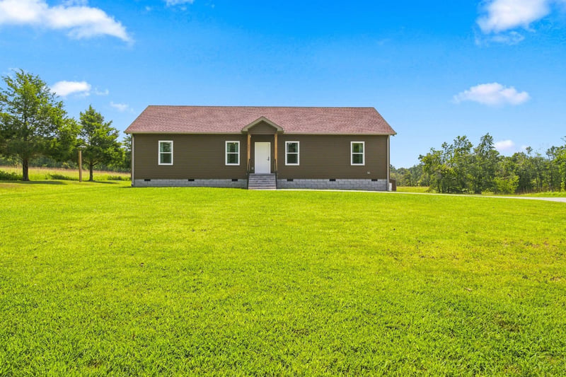 294 Running Meadows Rd, Portland, TN 37148