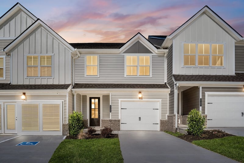 2321 Juneau Ln, Columbia, TN 38401