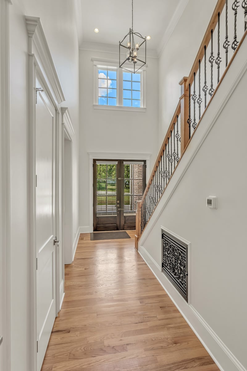 1018B Downey Dr, Nashville, TN 37205