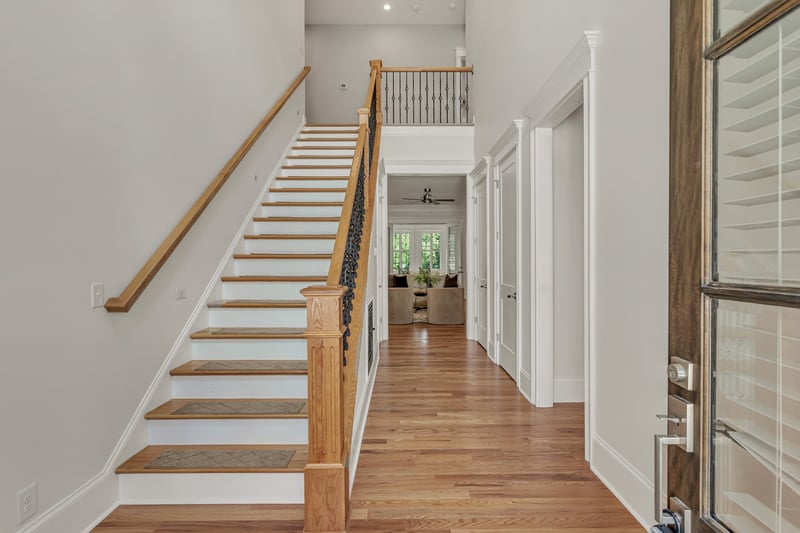 1018B Downey Dr, Nashville, TN 37205