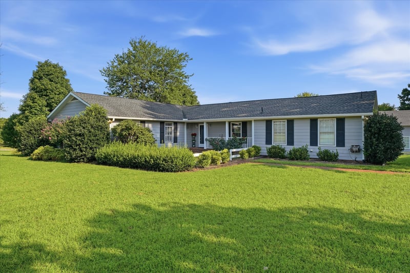 165 Blair Rd, La Vergne, TN 37086