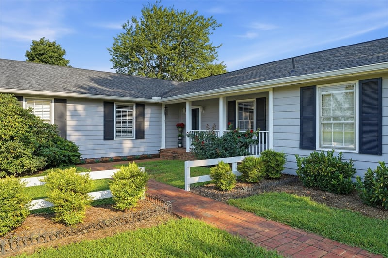 165 Blair Rd, La Vergne, TN 37086