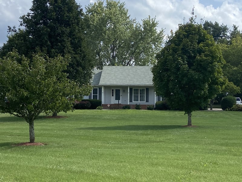 147 Flynn Rd, Gallatin, TN 37066
