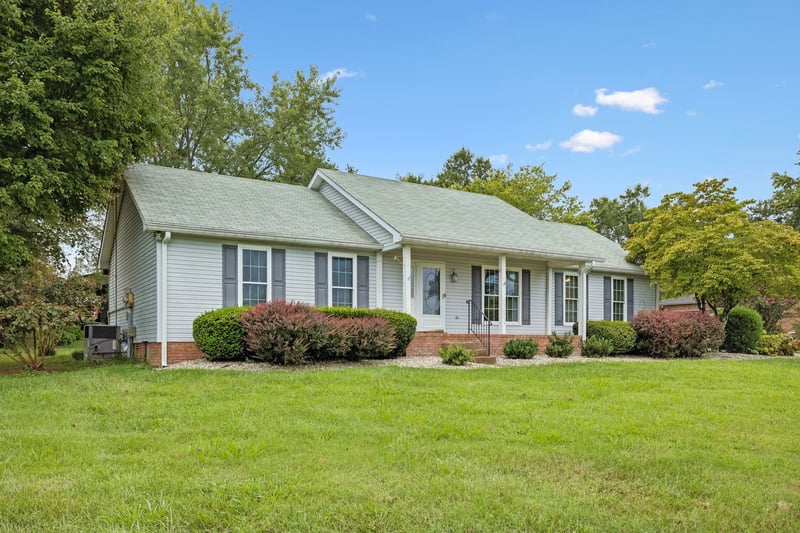 147 Flynn Rd, Gallatin, TN 37066