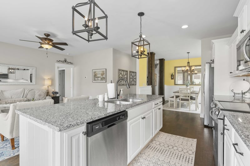 5543 Stonefield Dr, Smyrna, TN 37167