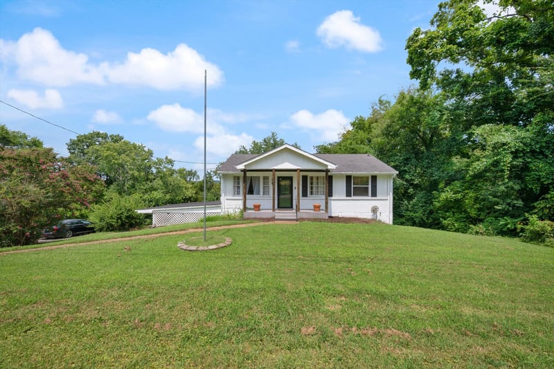 437 Cornish Dr, Nashville, TN 37207