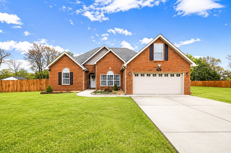 110 Nick Price Dr, Murfreesboro, TN 37129