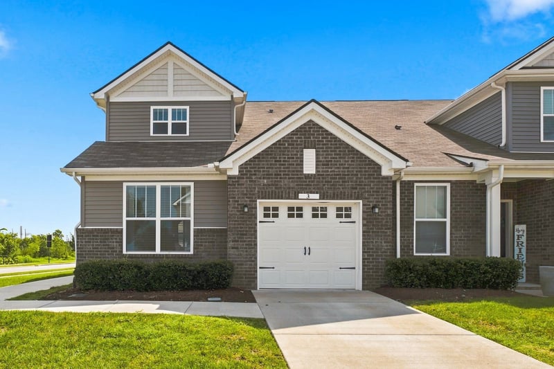 3 Torrey Pines Ln, Lebanon, TN 37087