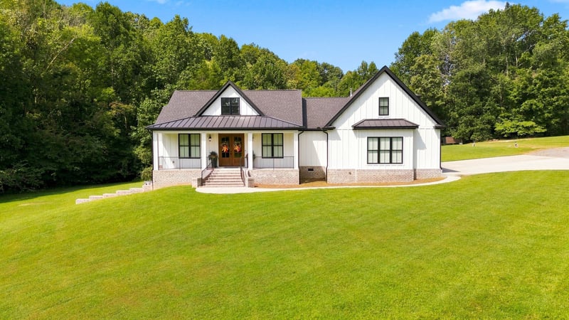 190 Jordan Cm Rd, Bon Aqua, TN 37025