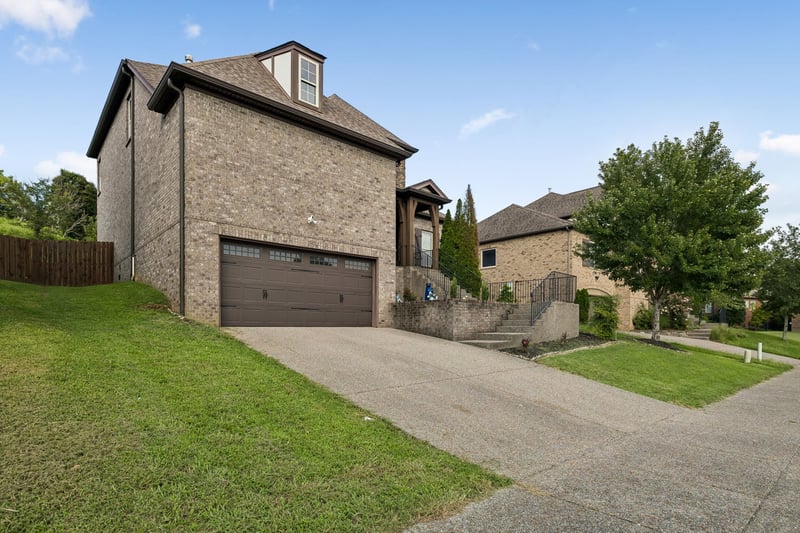 4136 Stone Hall Blvd, Hermitage, TN 37076