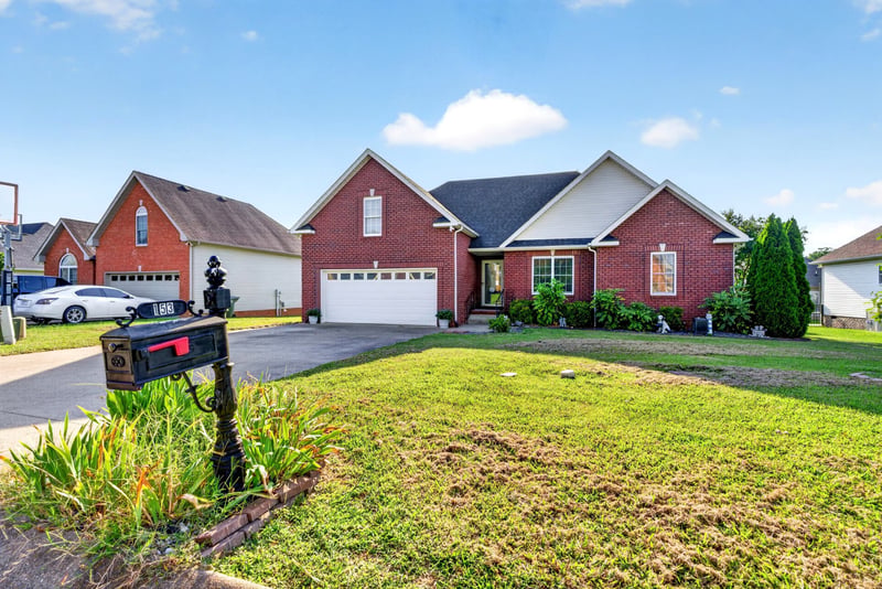 153 Brandywine Ln, Springfield, TN 37172