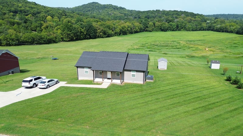 258 Plunkett Creek Rd, Gordonsville, TN 38563