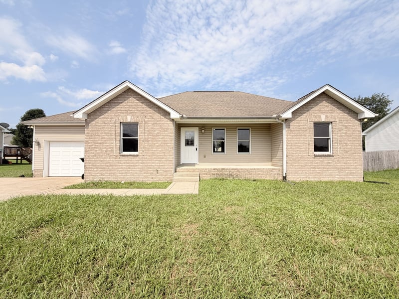 326 Gallop Ln, Springfield, TN 37172