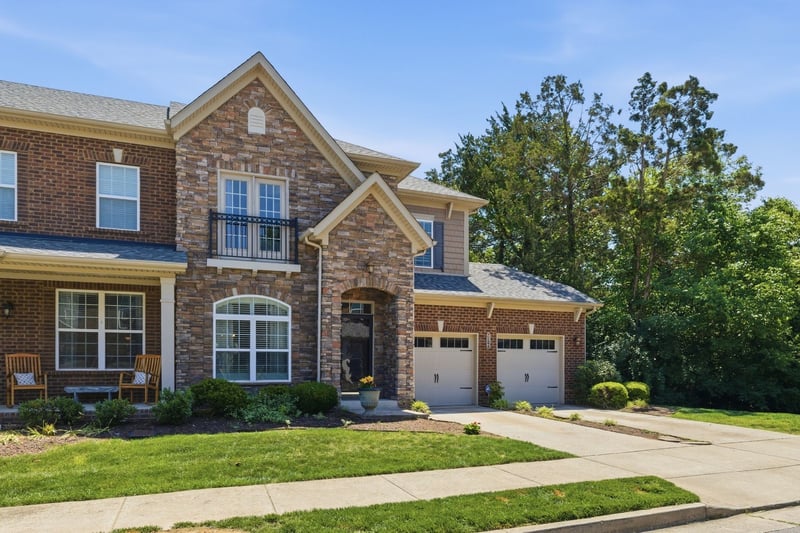 2106 Traemoor Village Ct, Nashville, TN 37209
