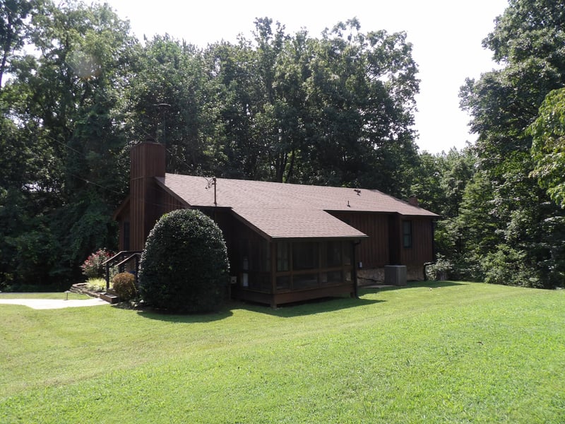 1002 Winding Way Dr, White House, TN 37188
