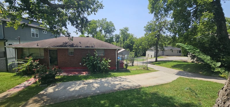 3223 Lincoln Ave, Nashville, TN 37218