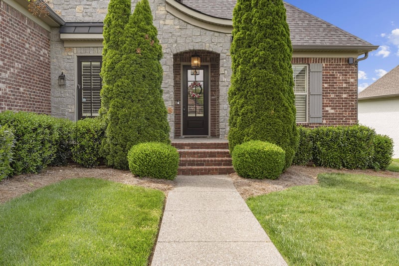 306 Charleston St, Lebanon, TN 37087