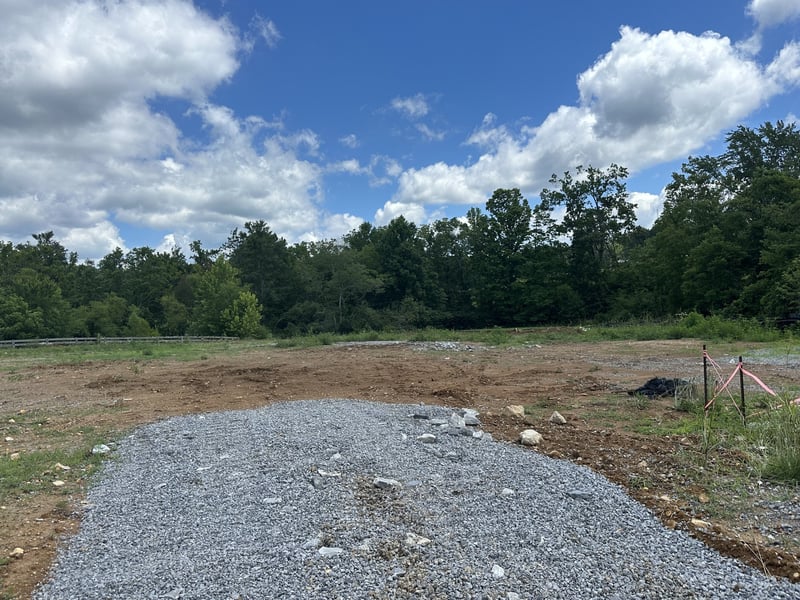 7528 Shoal Mill Pt, Fairview, TN 37062
