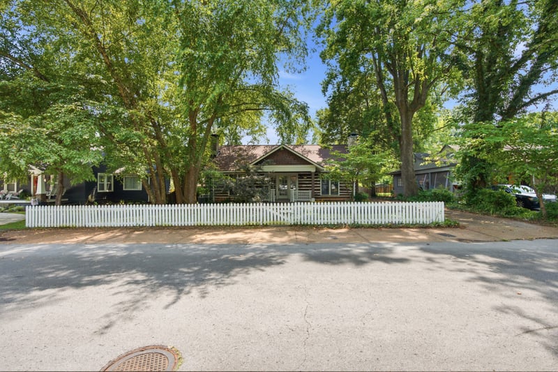 808 E Burton St E, Murfreesboro, TN 37130