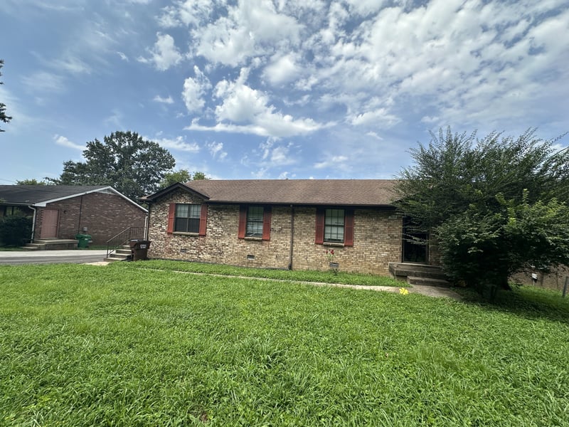 564 Tulip Grove Rd, Hermitage, TN 37076