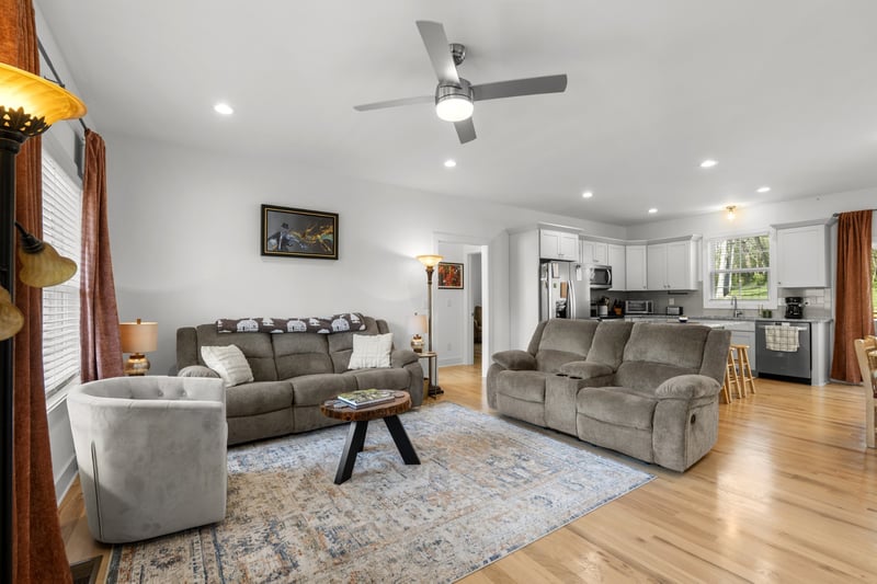 521 Lewis Ln, Charlotte, TN 37036