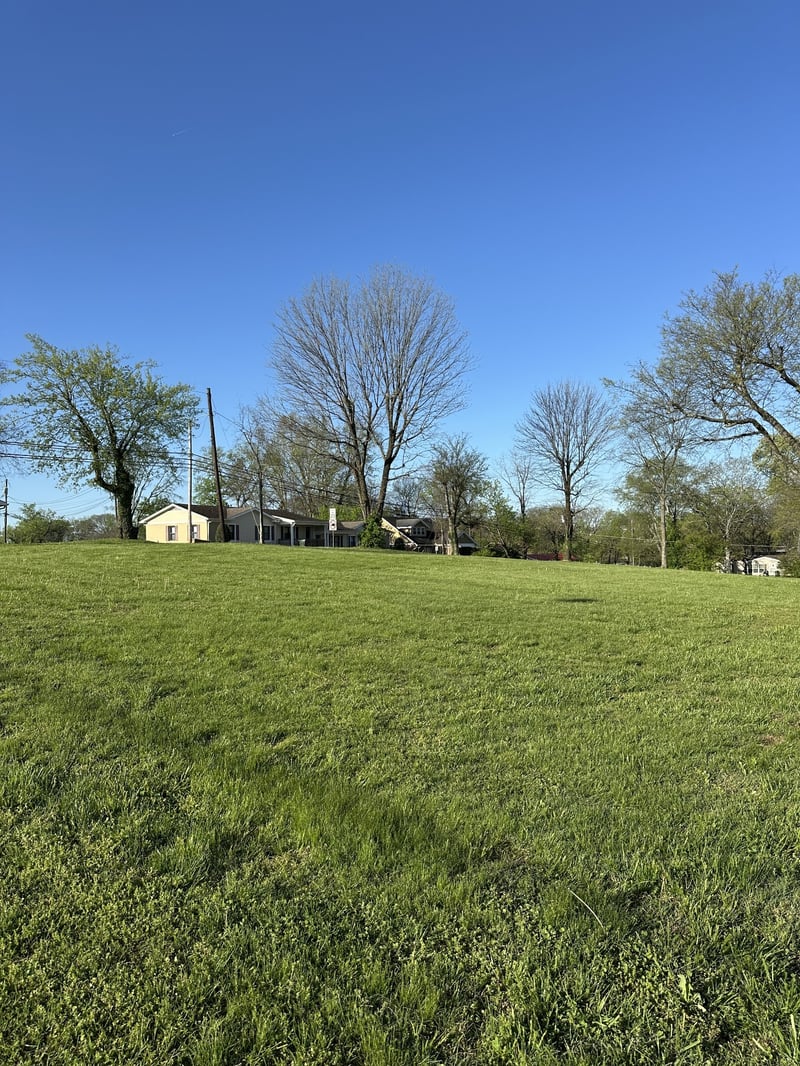 416 E Bledsoe St, Gallatin, TN 37066