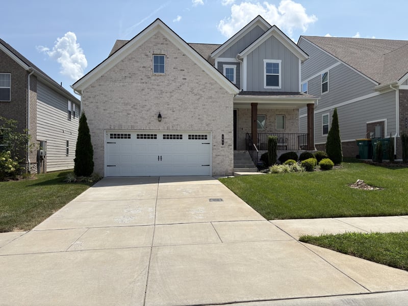 505 Stinson Ct, White House, TN 37188