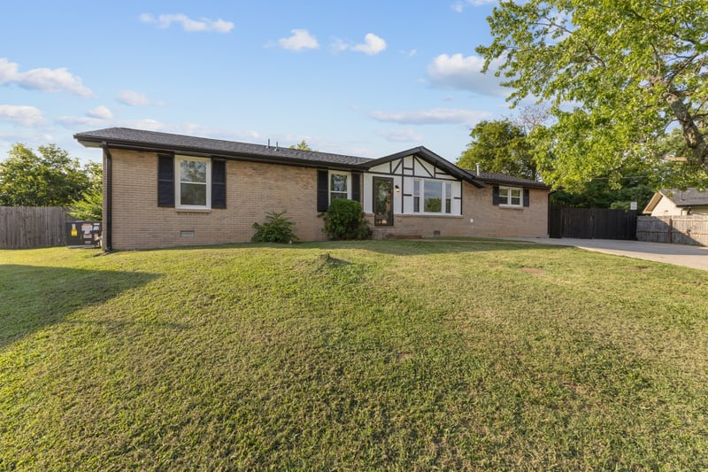 105 Donna Ct, Hendersonville, TN 37075