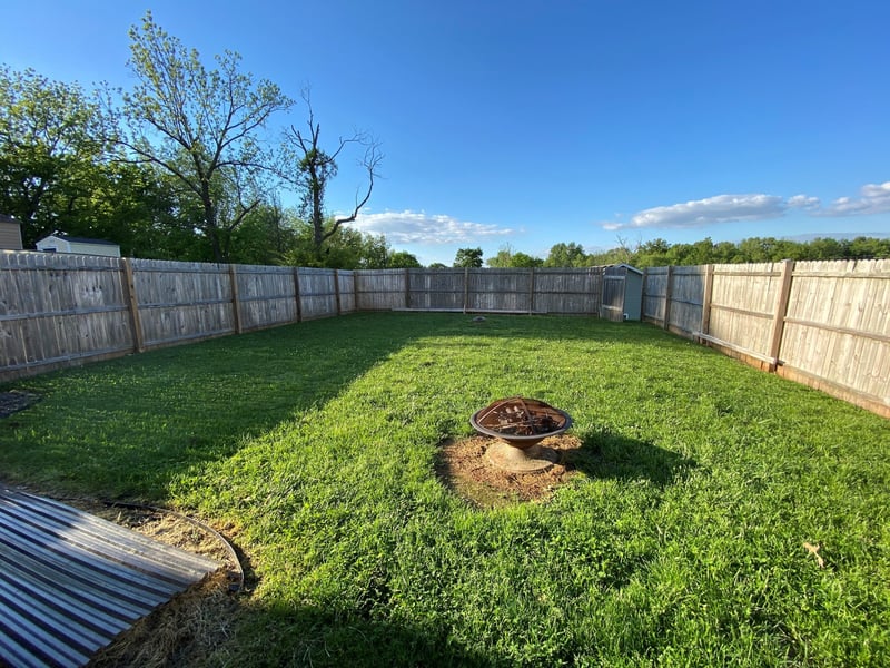 915 17th Ave E, Springfield, TN 37172