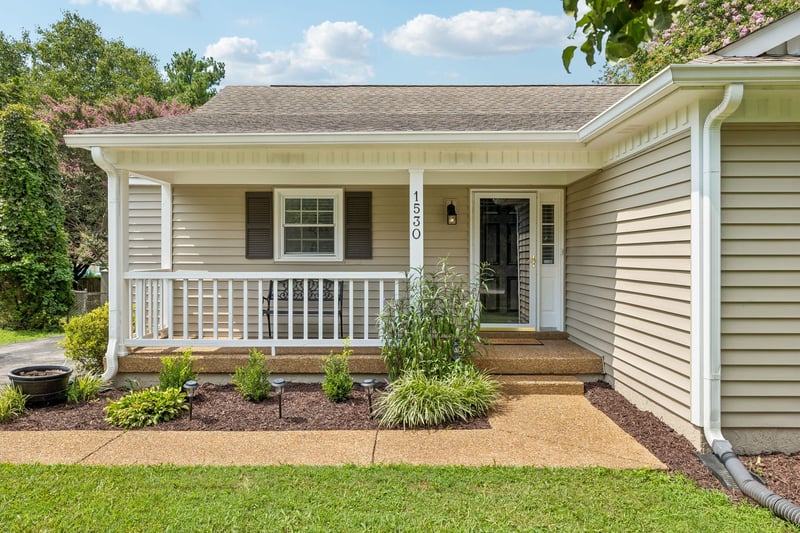 1530 Stone Hill Rd, Mount Juliet, TN 37122
