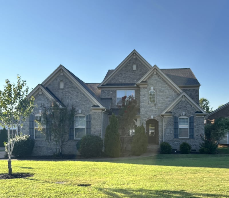 1081 Avery Trace Cir, Hendersonville, TN 37075