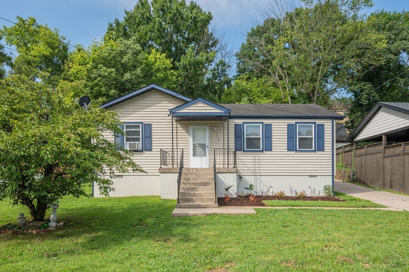 4921 Barclay Square Dr, Antioch, TN 37013