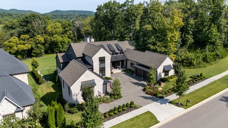 8190 Heirloom Blvd, College Grove, TN 37046