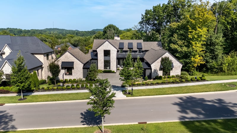 8190 Heirloom Blvd, College Grove, TN 37046