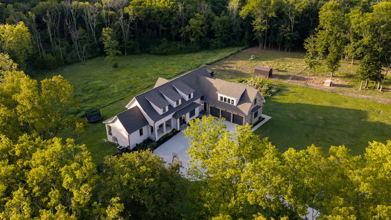 1489 Old Tva Rd, Columbia, TN 38401
