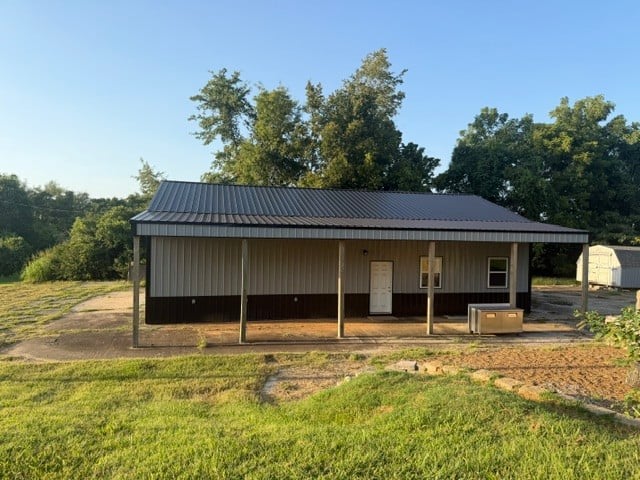 2016 Ridgecrest Cir, Dickson, TN 37055