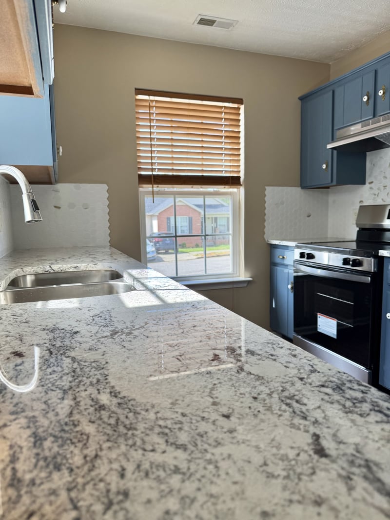 1204 Lakewalk Dr, Antioch, TN 37013