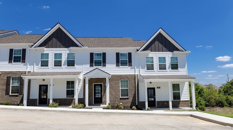 118 Dry Cy, La Vergne, TN 37086
