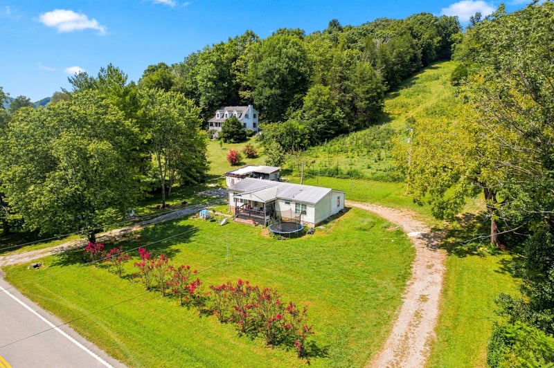 673 Cookeville Hwy, Elmwood, TN 38560