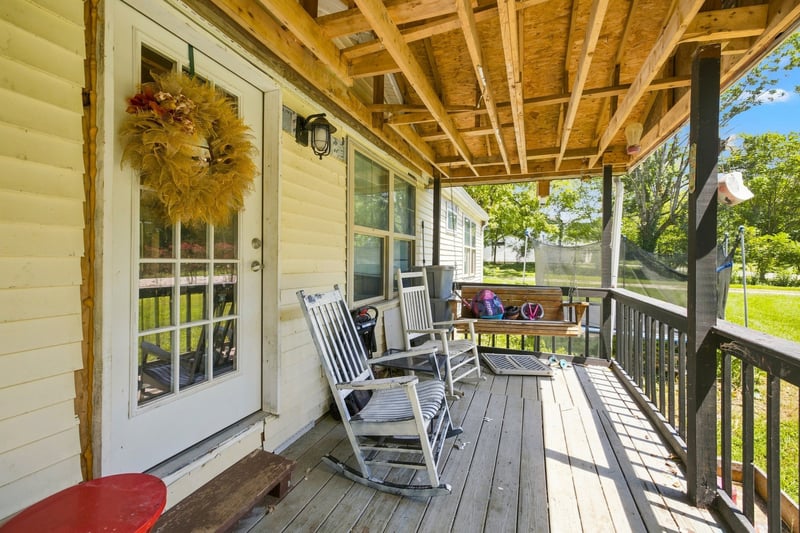 673 Cookeville Hwy, Elmwood, TN 38560