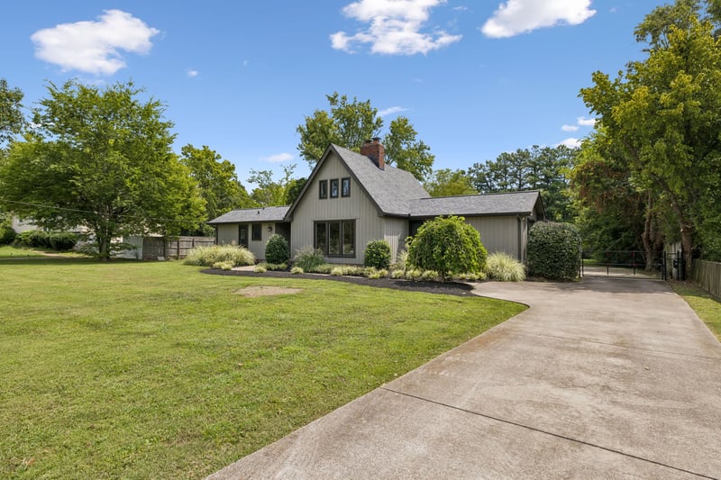 1218 General Macarthur Dr, Brentwood, TN 37027