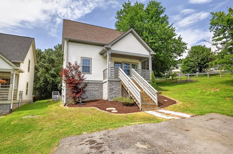 2143 Bell St #A, Ashland City, TN 37015