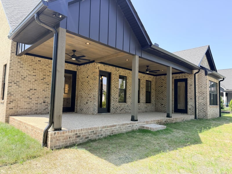 1137 Willow Springs Dr, Lebanon, TN 37087