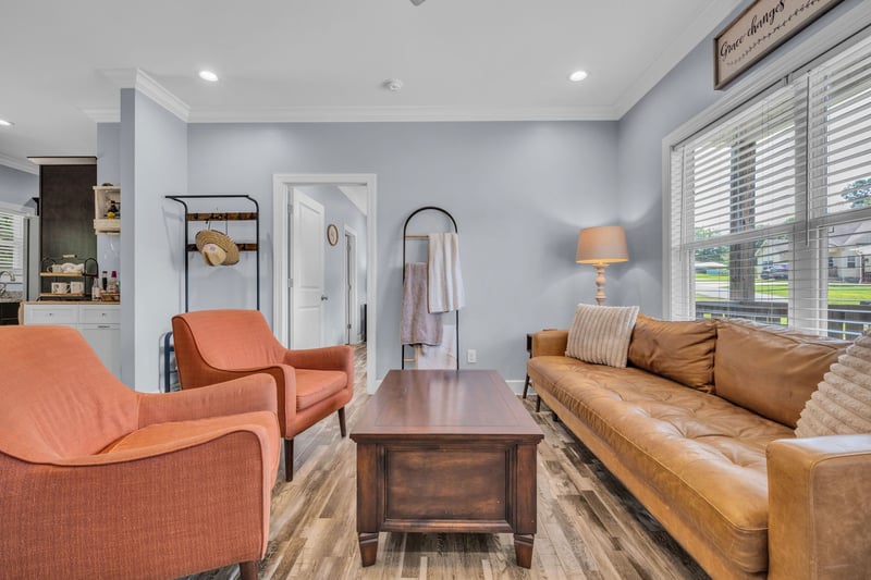 112 Holland Dr, Burns, TN 37029