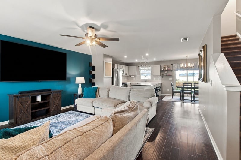 5567 Compass Way, Christiana, TN 37037