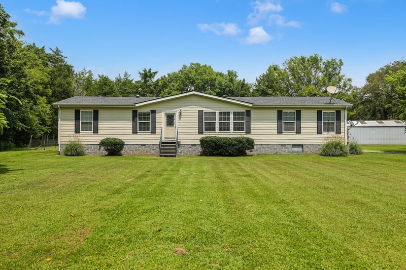 645 Jug Creek Rd, Watertown, TN 37184