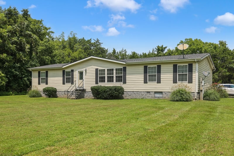 645 Jug Creek Rd, Watertown, TN 37184