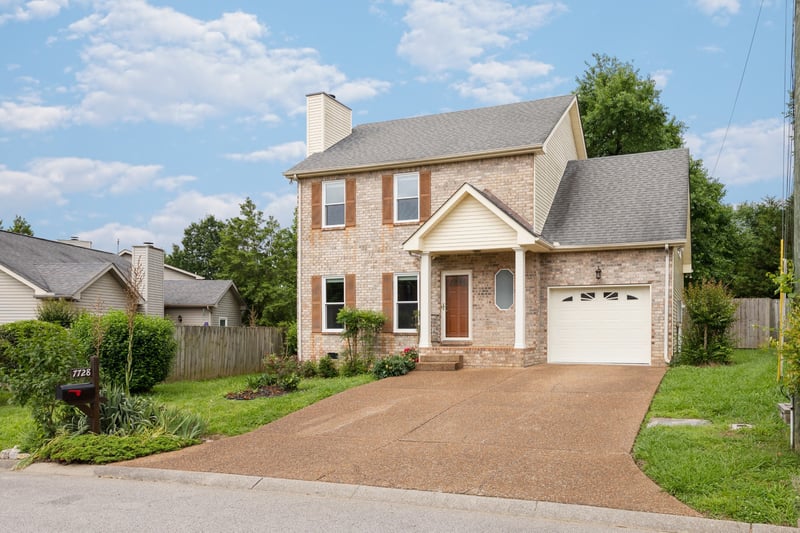 7728 Poplar Ridge Dr, Nashville, TN 37221