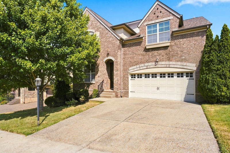 135 Cobbler Cir, Hendersonville, TN 37075