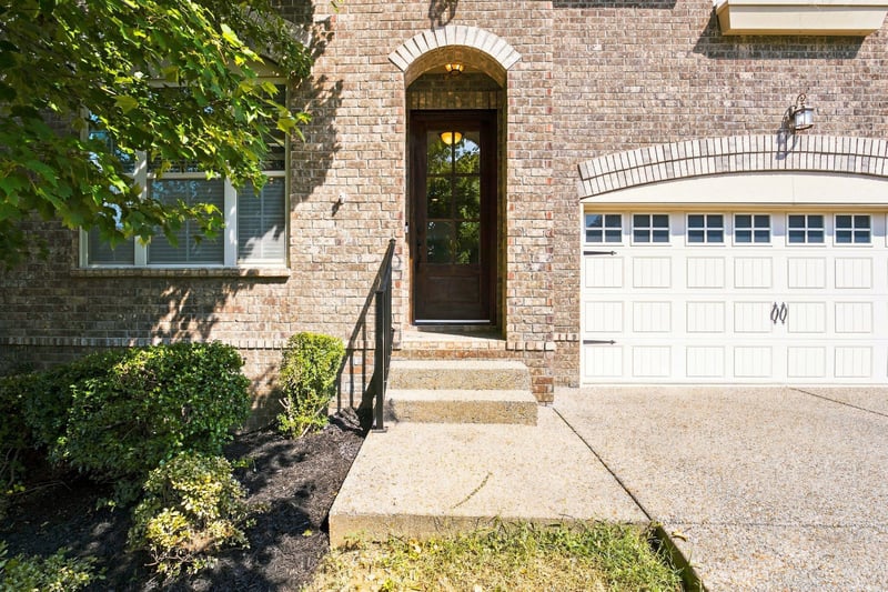 135 Cobbler Cir, Hendersonville, TN 37075